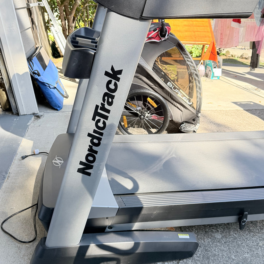 NordicTrack Commercial 2450 Treadmill with Pivoting Touchscreen Console - Image 6