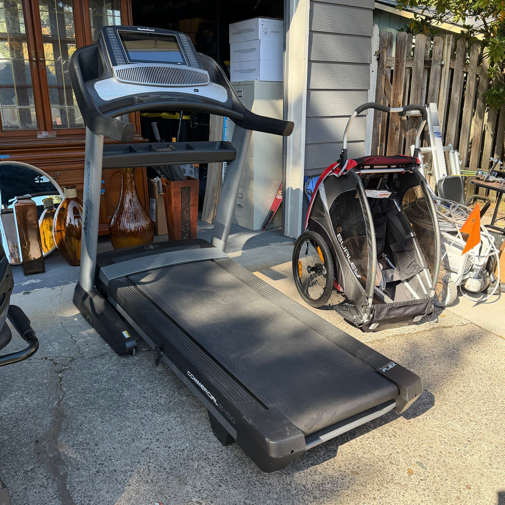NordicTrack Commercial 2450 Treadmill with Pivoting Touchscreen Console - Image 4